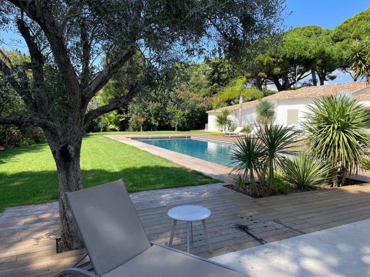 Le Mas De La Dame Saint-Tropez Exterior photo