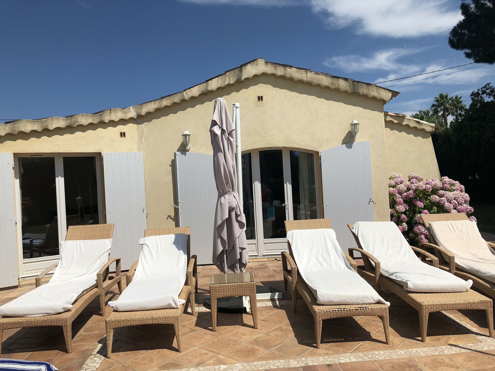 Le Mas De La Dame Saint-Tropez Exterior photo